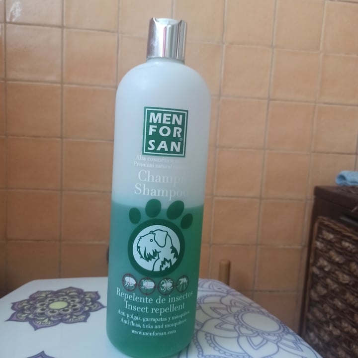 photo of Menforsan Shampoo For Dog shared by @mercecastro on  29 Aug 2021 - review