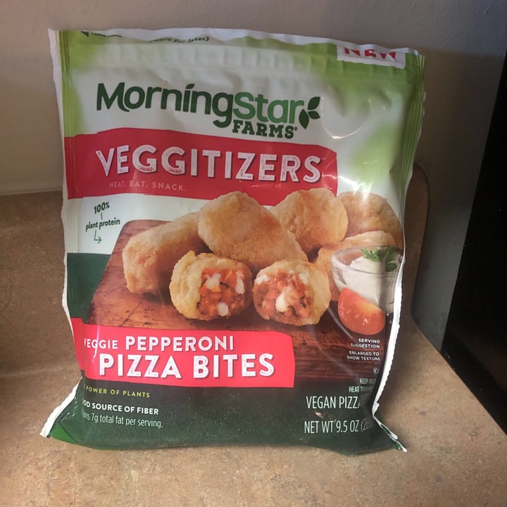 review photo of MorningStar Farms Veggitizers Veggie Pepperoni Pizza Bites shared by @vegan-bicch on 24 Feb 2021 - review