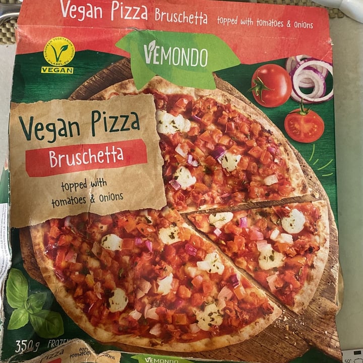 review photo of Vemondo Pizza Vegana Pomodori e Cipolle shared by @giorgiaslifeofficial on 20 Jul 2022 - review