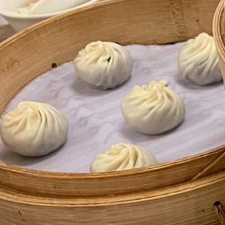 photo of Din Tai Fung Steamed Finely Mashed Red Bean Xiao Long Bao shared by @cody on  19 Nov 2020 - review