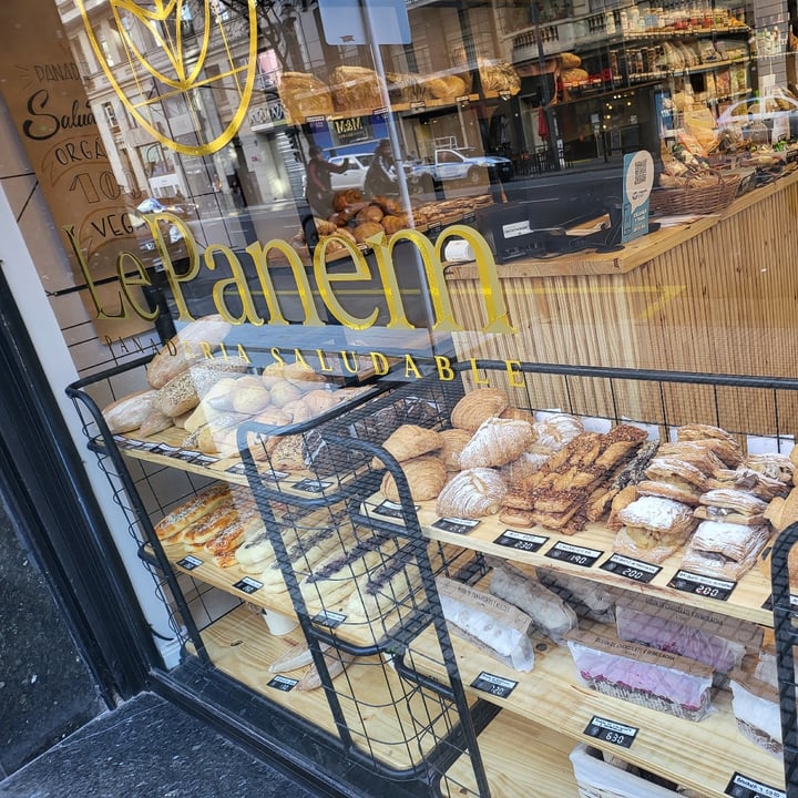 photo of Le Panem Medialuna con pastelera shared by @jufer088 on  22 May 2022 - review