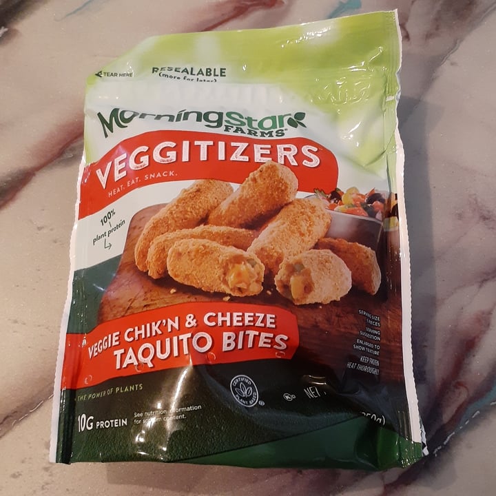 photo of MorningStar Farms Veggitizers Veggie Chik'n & Cheeze Taquito Bites shared by @heartartichokehearts on  29 Jul 2022 - review