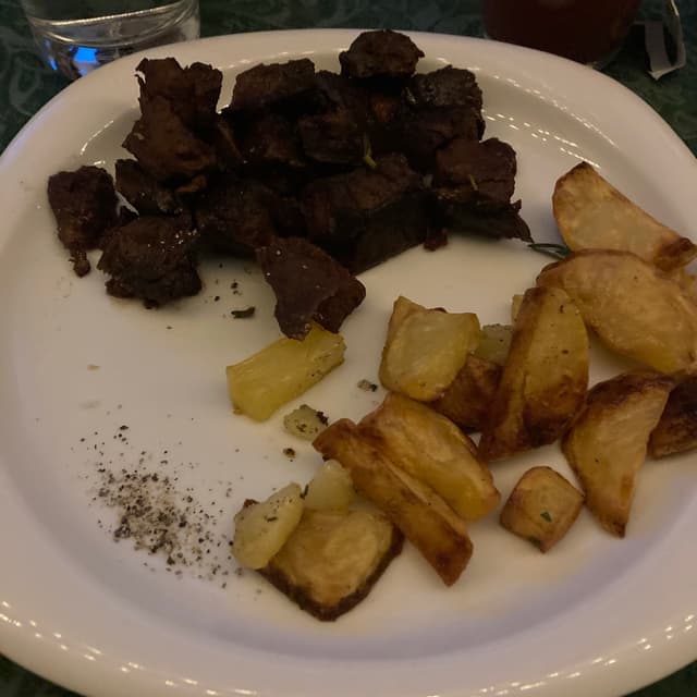 Photo of the dish “Spezzatino al vino con patate”