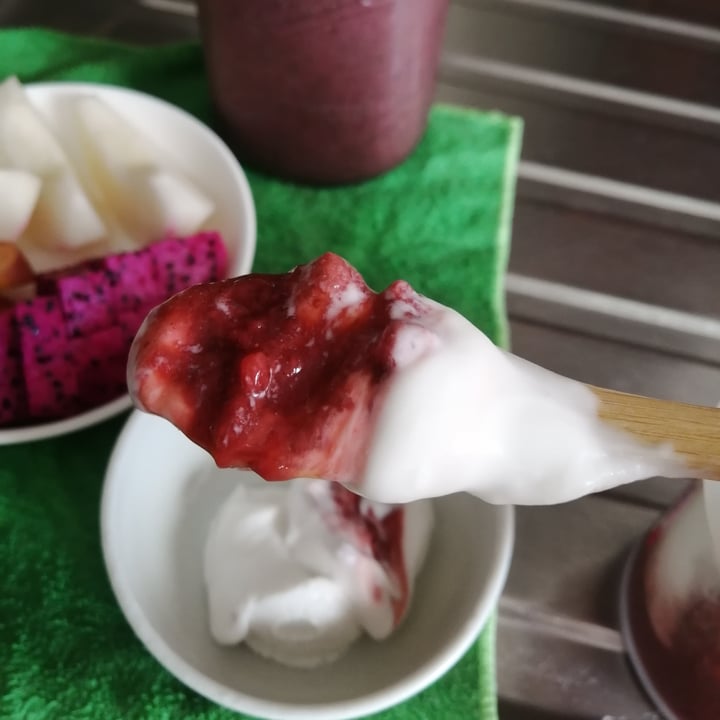 review photo of Happy Bounty Coconut Strawberry Yoghurt shared by @mssoulshine on 23 Jan 2022 - review