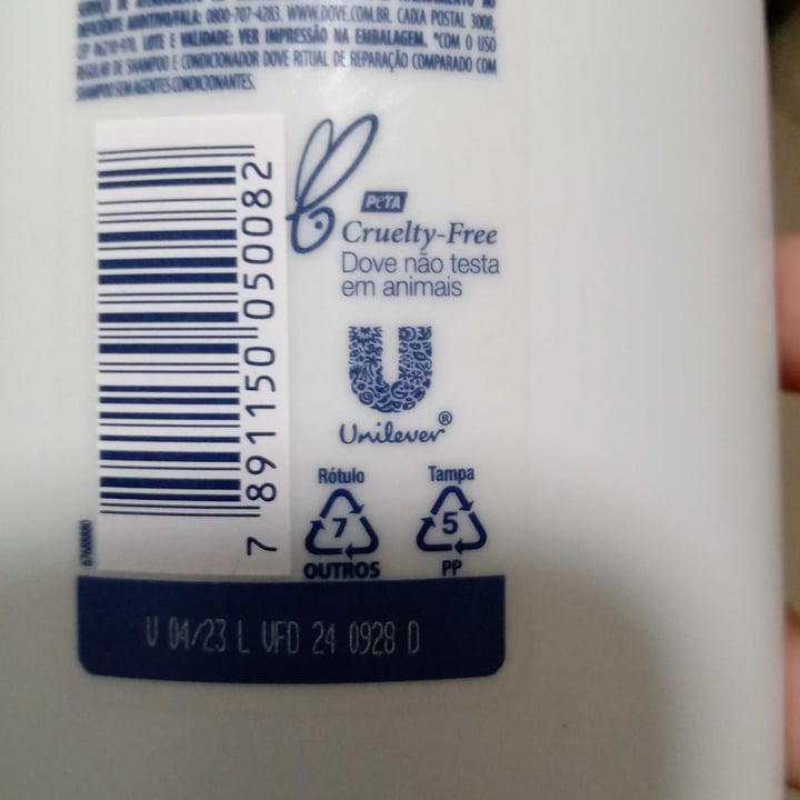 review photo of Dove Acondicionador ritual de reparación shared by @elisasampaiocr on 05 Feb 2022 - review