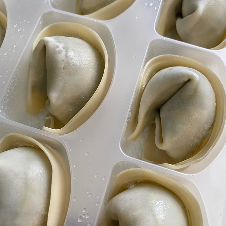 review photo of 灣仔碼頭 Shepherd's Purse, Water Chestnut & Black Fungus Vegetarian Wonton shared by @garywong on 02 Jul 2022 - review