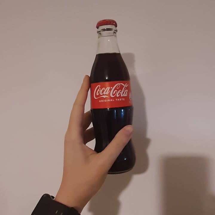 review photo of Coca-Cola Coca cola in vetro shared by @tinypolpetta on 30 Jan 2022 - review