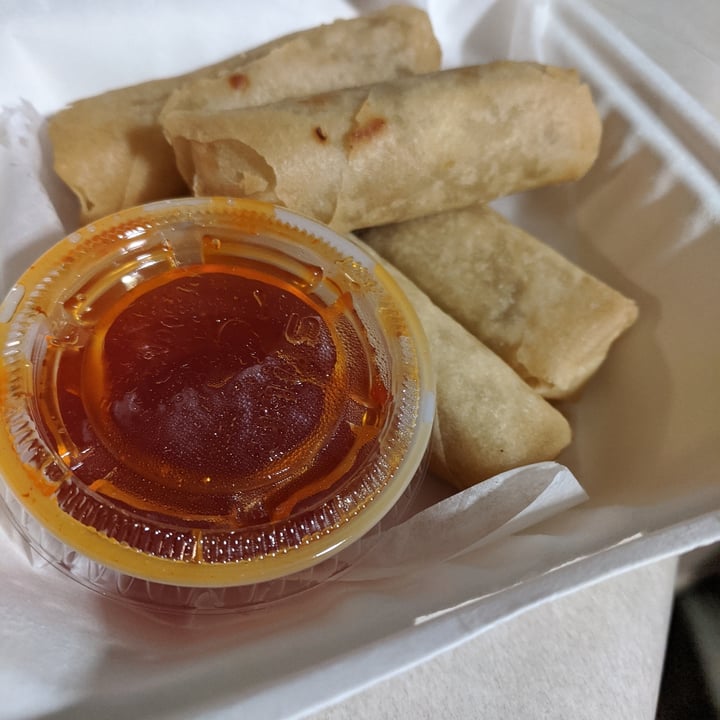 photo of Tso Chinese Delivery Vegan Spring Rolls shared by @staciatx on  21 May 2020 - review