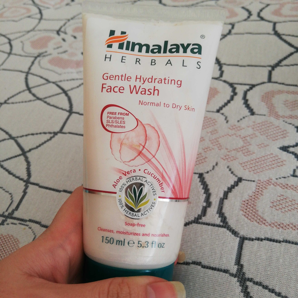 Himalaya Herbals Gentle hydrating face wash Reviews abillion