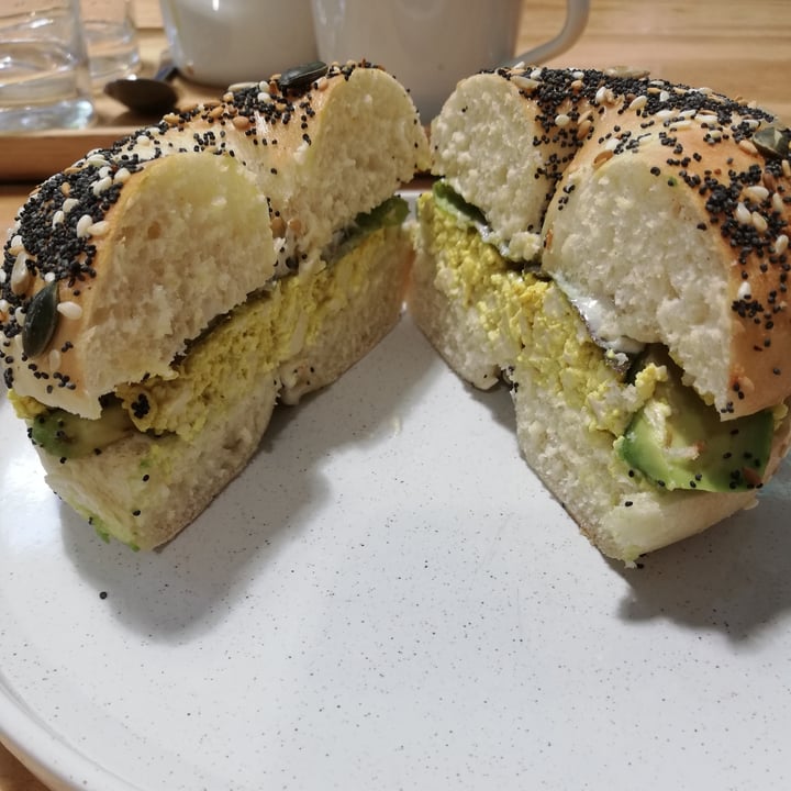 review photo of NEØ - Coffee house Bagel shared by @yerbster4 on 25 Nov 2021 - review