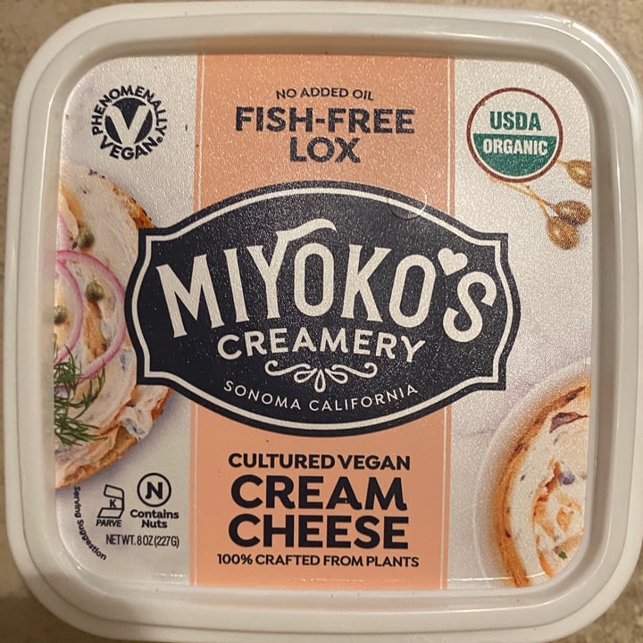photo of Miyoko's Creamery Organic Cultured Vegan Cream Cheese Fish-Free Lox shared by @thatveganchick on  23 Mar 2021 - review