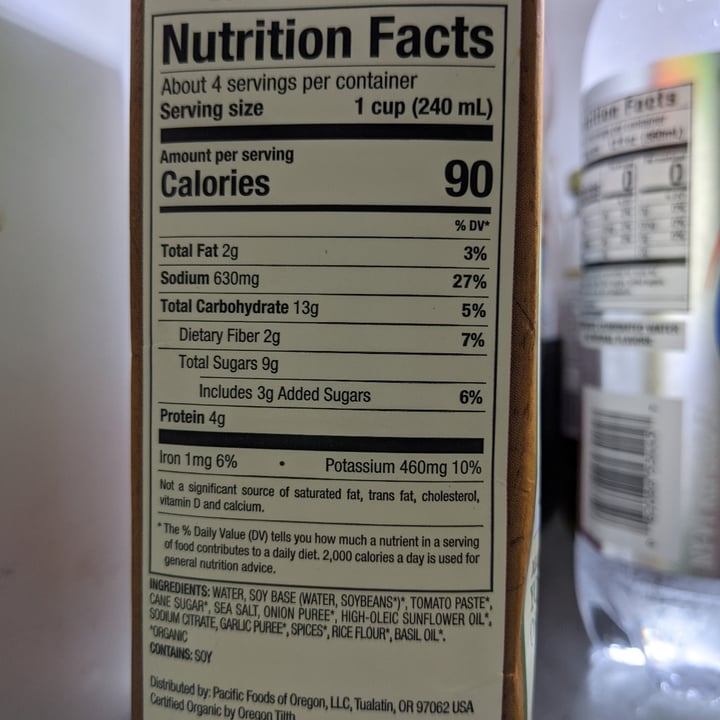 review photo of Pacific Foods Creamy Tomato Basil Soup shared by @redeft89 on 23 Aug 2021 - review