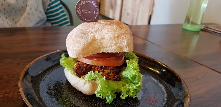 photo of vburg Cafe Special Sambal Tempeh Burger shared by @dahuq95 on  30 Apr 2019 - review