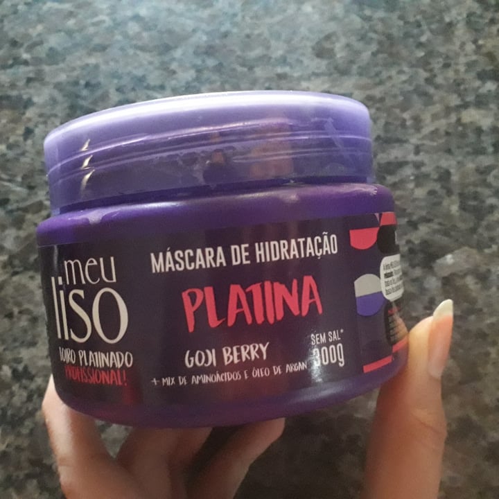 photo of Salon line Meu liso loiro platinado - máscara de hidratação shared by @jessydemoraes on  17 Jul 2021 - review