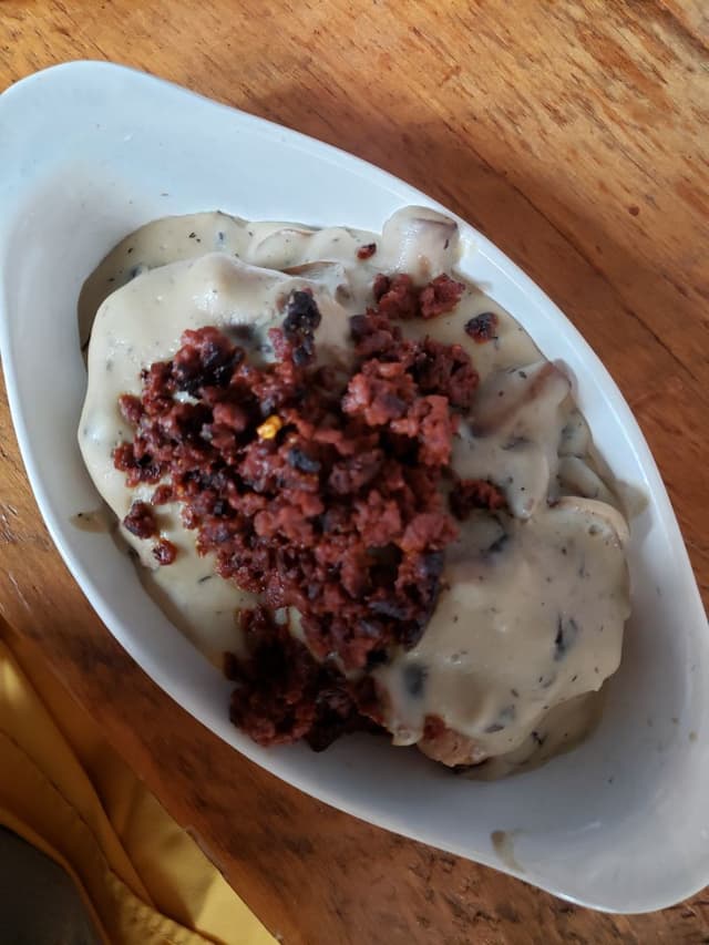 「Biscuits & Gravy」の料理の写真