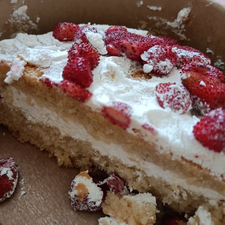 photo of O Grin Torta alle fragoline di bosco e panna shared by @benedettac on  17 Jun 2022 - review
