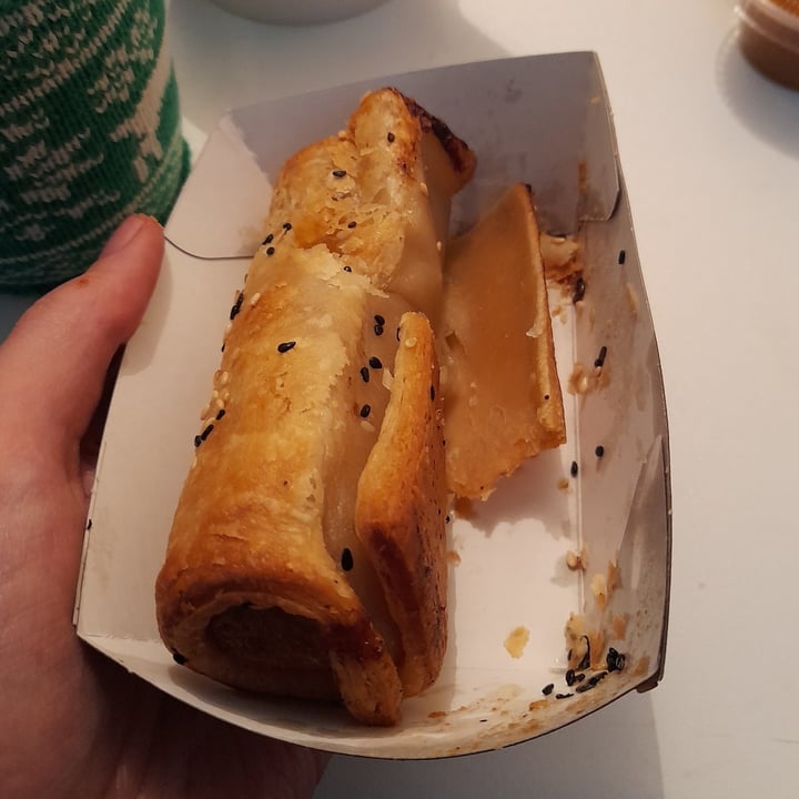 photo of V-Face Sausage Roll shared by @venerableveganvirtue on  16 Jun 2022 - review