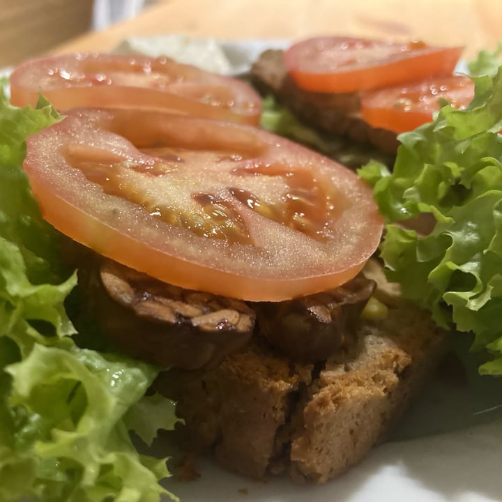 photo of Holy Cow Vegan CBLT shared by @simonescampoli on  16 Nov 2021 - review
