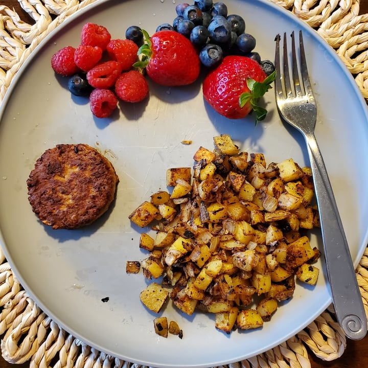 review photo of Beyond Meat Beyond Breakfast Sausage Spicy shared by @jhagan on 10 Jan 2021 - review