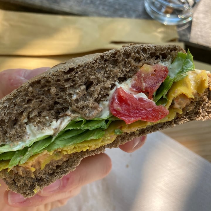 photo of River Oglio bike bar Panino river shared by @soleiljaune on  11 Sep 2021 - review
