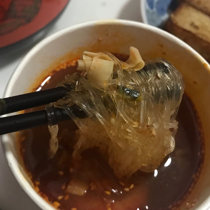 photo of Zheng Wen  正文 Vegan Instant Hot & Sour Glass Noodles shared by @mehmehrene on  16 Jul 2022 - review