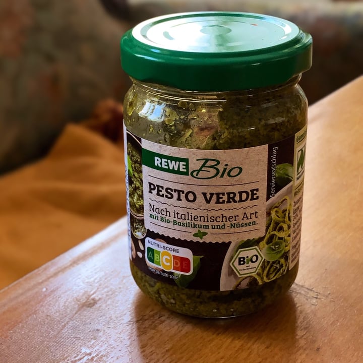 photo of Rewe Bio Pesto Verde shared by @franzepam on  18 Apr 2022 - review