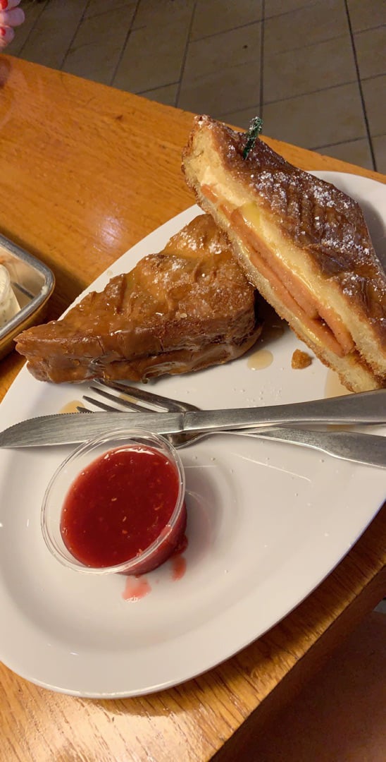 review photo of Golden Dinosaurs Vegan Deli Monte Cristo shared by @horningsaraeb on 30 Jun 2019 - review