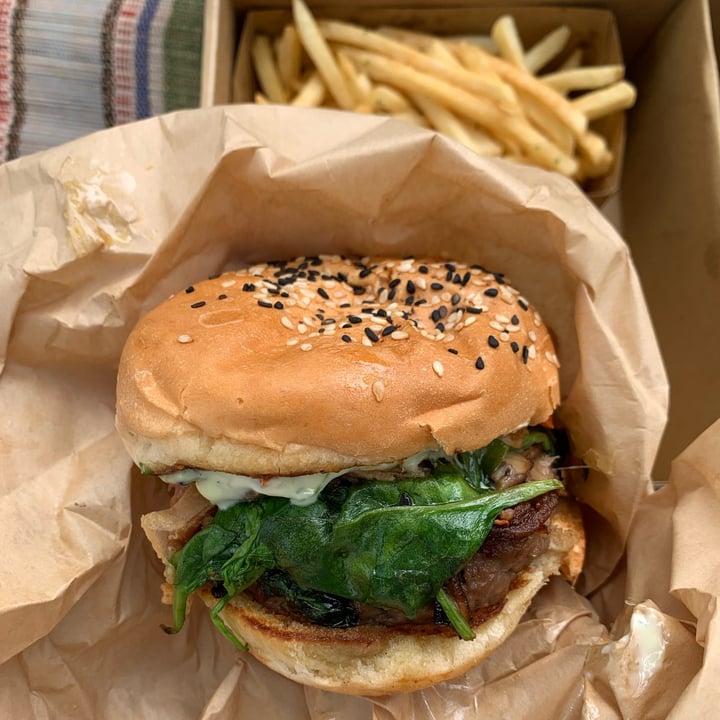 review photo of PS.Cafe at East Coast Park Impossible Burger shared by @jodyloh on 16 Oct 2021 - review