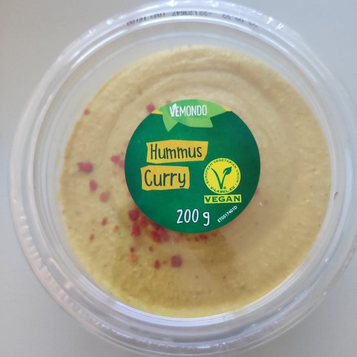 photo of Vemondo Hummus Al Curry shared by @valeria-verga on  18 Sep 2022 - review