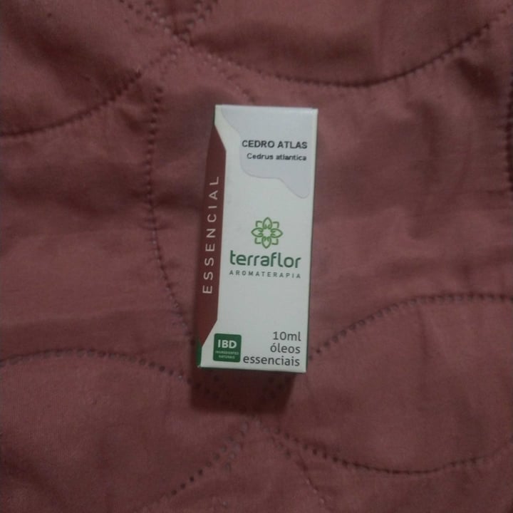 review photo of terraflor Oleo essencial cedro atlas shared by @trugs on 04 May 2022 - review