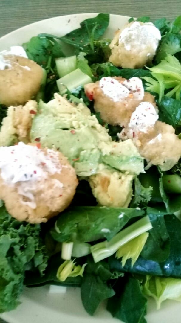 review photo of Gardein Mini Crispy Crabless Cakes shared by @beesunshine on 02 Dec 2019 - review