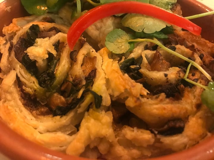 review photo of Kingfisher on The Quay WILD MUSHROOM & SPINACH SWIRL shared by @lolilore on 08 Dec 2019 - review