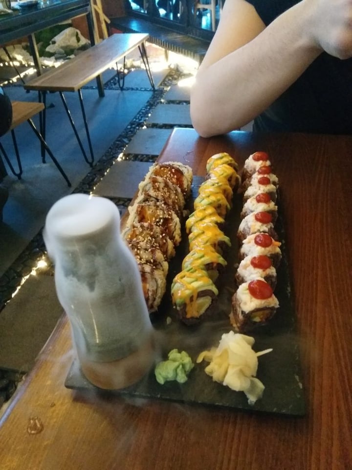 photo of Secret Garden Berlin | Vegan Sushi All 8 Sushi Options (4 Piece) shared by @marypc on  25 Mar 2020 - review