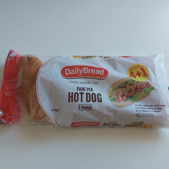 photo of daily b Pane per hot dog shared by @sarettah5 on  18 Sep 2022 - review
