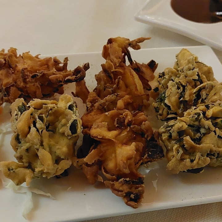 review photo of Ristorante Indiano SWAGAT Mix Pakora shared by @arlottina on 10 Apr 2022 - review