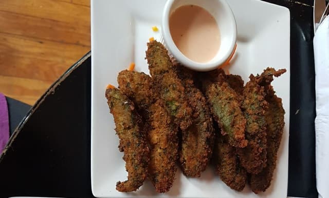 菜肴“Deep fried avocado”的照片