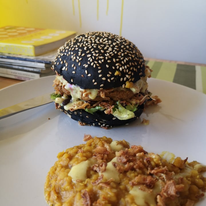photo of The Sunshine Food Sprouting Co Charcoal Burger shared by @kaylivee on  20 Oct 2020 - review