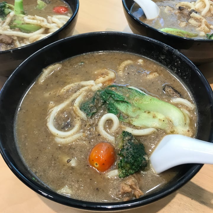 photo of Tracy Juice Culture Mushroom Udon shared by @mehmehrene on  10 Apr 2022 - review