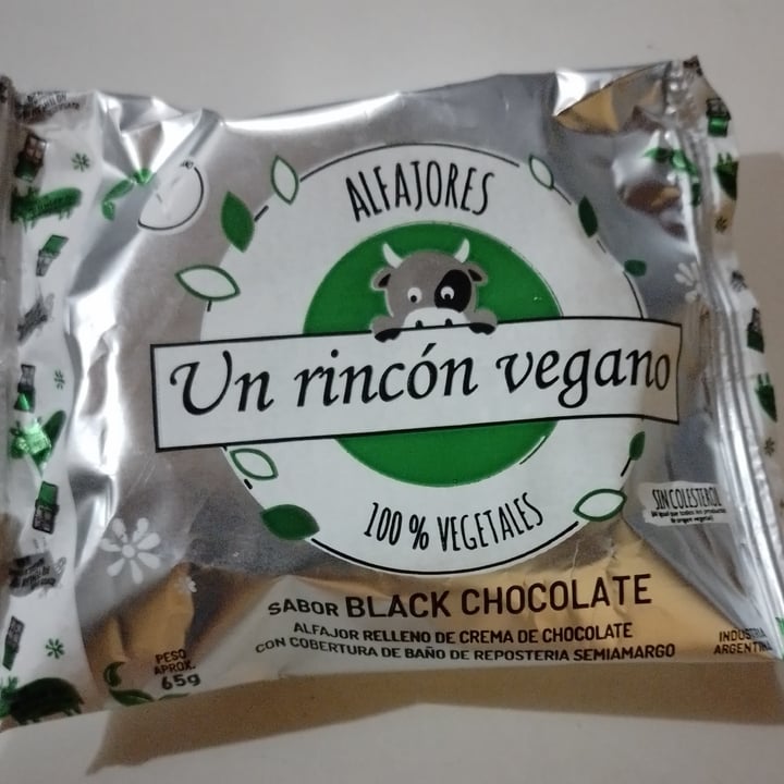photo of Un Rincón Vegano Alfajor Black Chocolate shared by @drago57 on  28 Oct 2022 - review