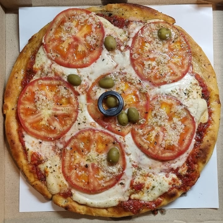 photo of Flipper Pizza Pizza Napolitana shared by @beto71 on  23 Jun 2021 - review