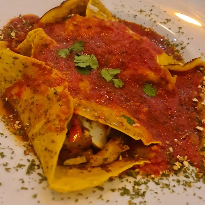 review photo of Raslok Canelones shared by @romiozer on 25 Mar 2022 - review