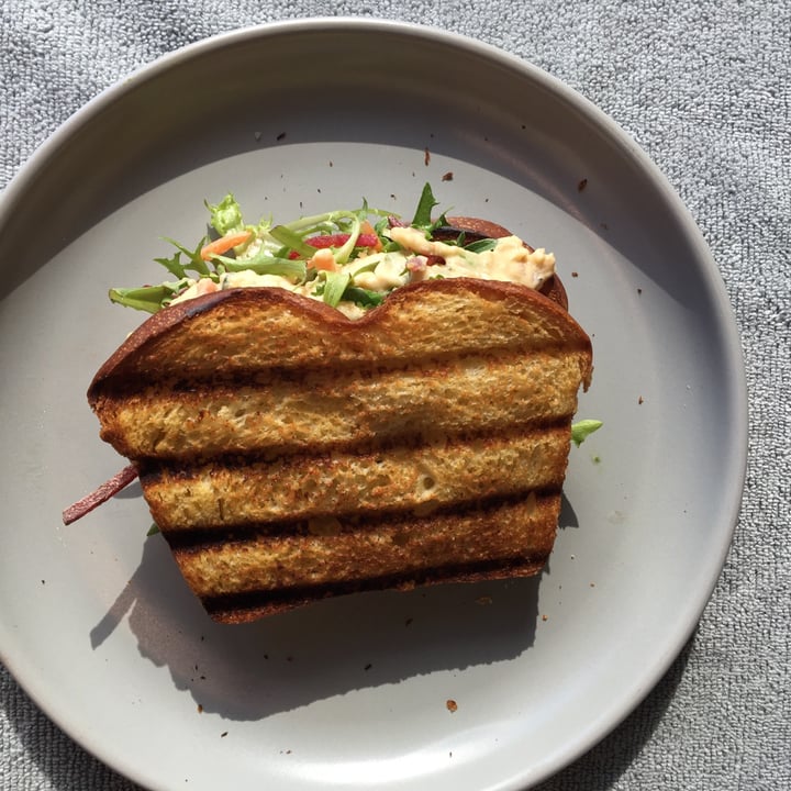 review photo of Earth Deli Chickpea toastie shared by @spreadinglove on 30 Jul 2020 - review