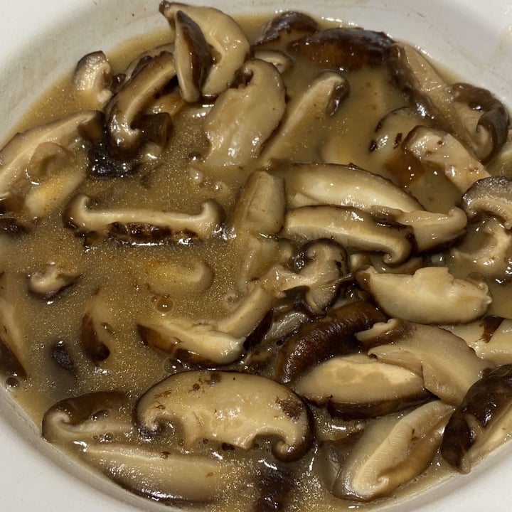 review photo of Shiitake mushrooms Shiitake Mushrooms shared by @salmonellabeaches on 02 Feb 2022 - review