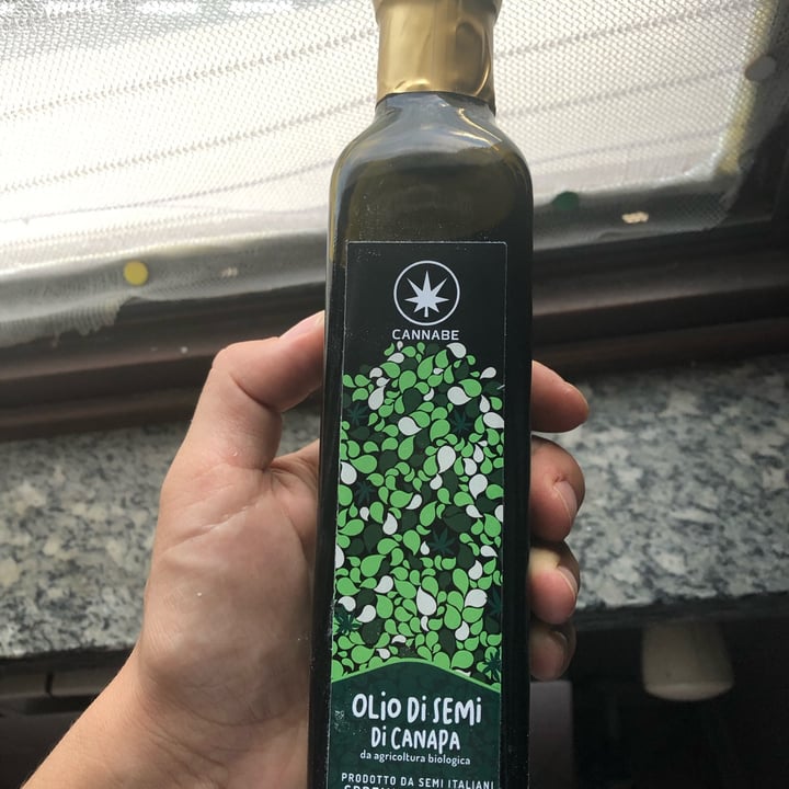 photo of Cannabe olio di semi di canapa shared by @aleoddy on  18 Jun 2022 - review