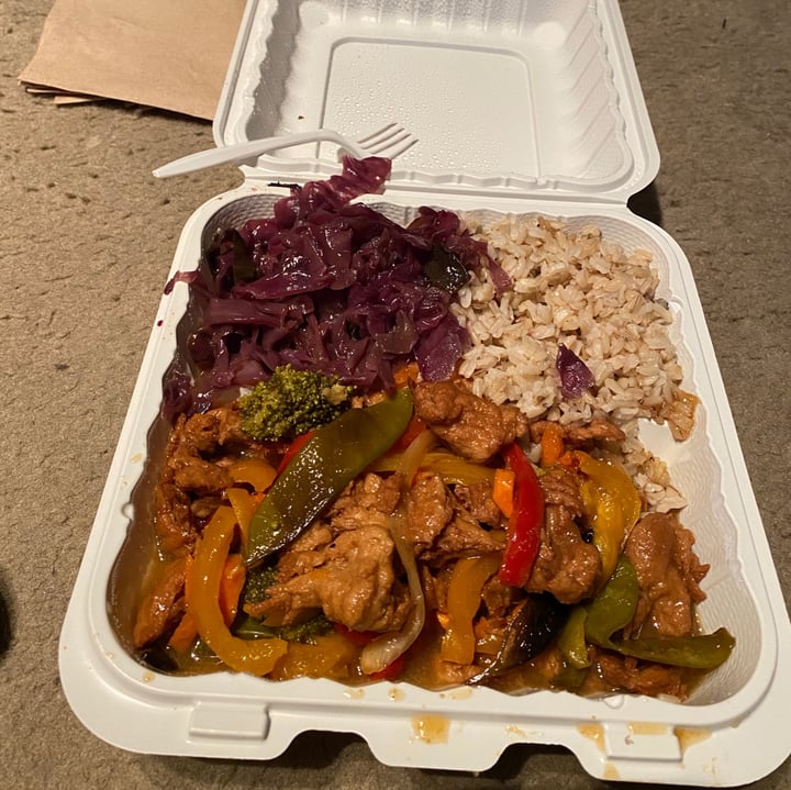 photo of Evolve Vegan Restaurant Orange  Chickun And purple cabbage with brown rice shared by @msro1978 on  08 Jul 2020 - review