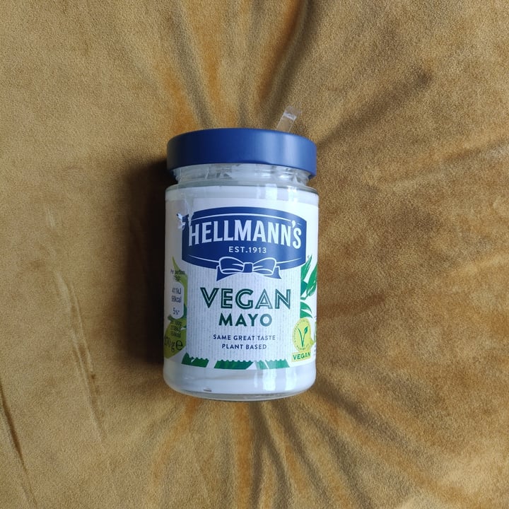 photo of Hellmann’s Hellman’s Vegan Mayonnaise shared by @inowa on  22 Apr 2021 - review