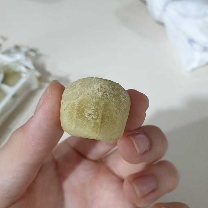 photo of Awon Green Tea mochi shared by @jodipoon on  03 Dec 2021 - review