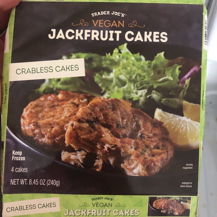 photo of Trader Joe's Jackfruit Cakes shared by @kckellydoggy on  06 Jun 2020 - review