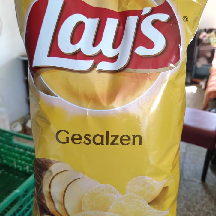 photo of Lay's Classic Potato Chips shared by @sabsi95 on  26 May 2020 - review