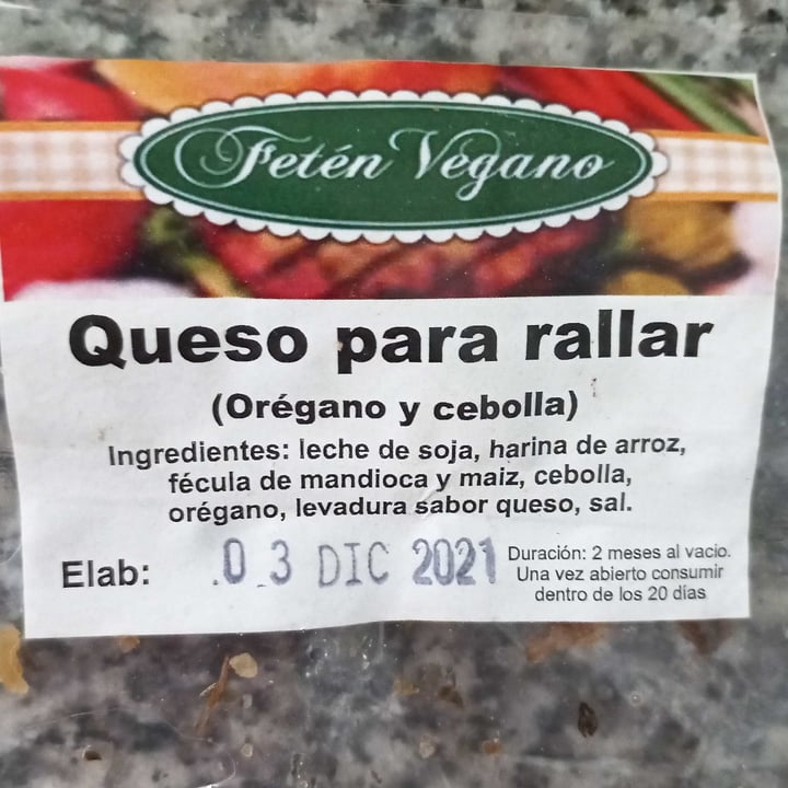 photo of Fetén vegano Queso para Rallar sabor Oregano Y Cebolla shared by @silvinanoto on  26 Dec 2021 - review